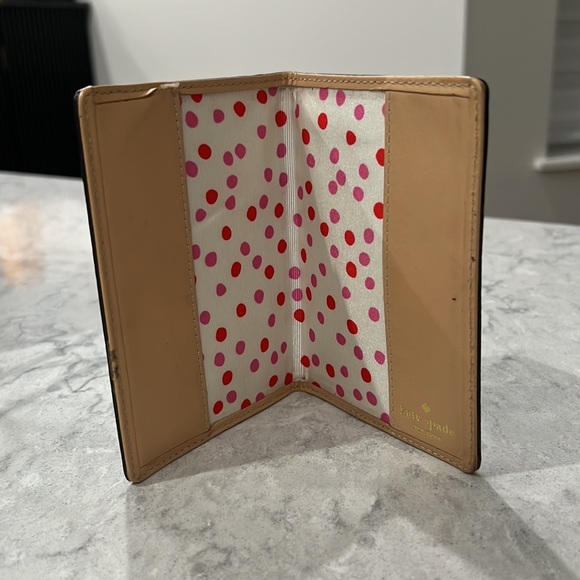 Kate Spade Passport Holder - Picture 2 of 10